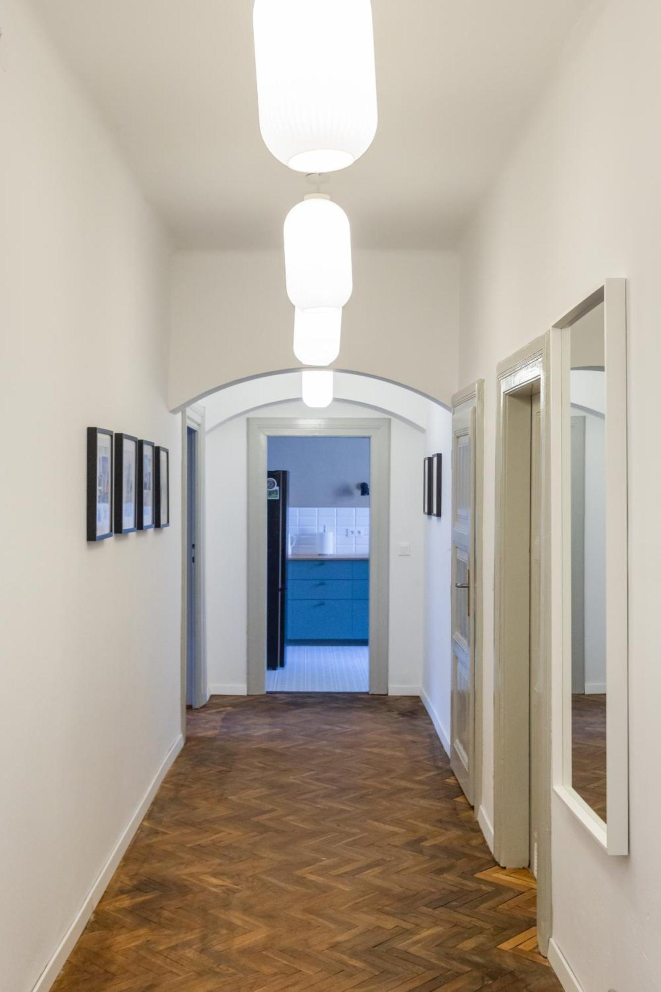 Vintage Charm,3 Bedrooms,Old Town Красков Екстериор снимка