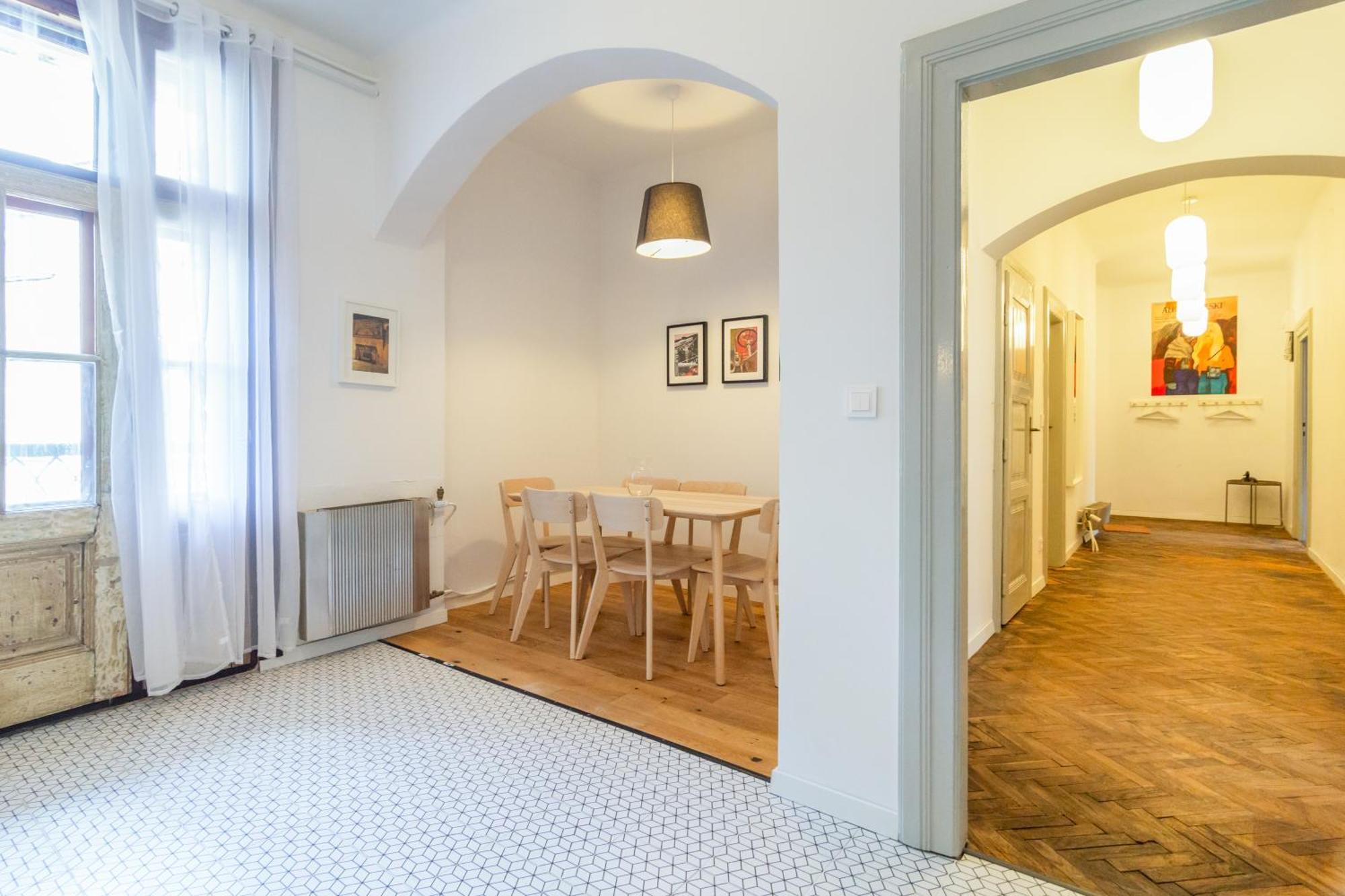 Vintage Charm,3 Bedrooms,Old Town Красков Екстериор снимка